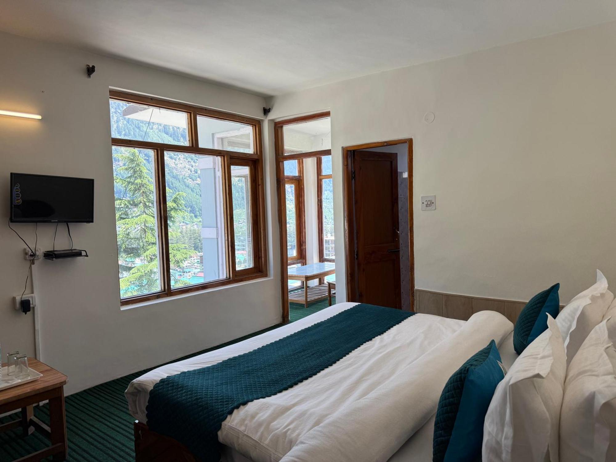 Alpine Himalayan View , By The Premium 3*