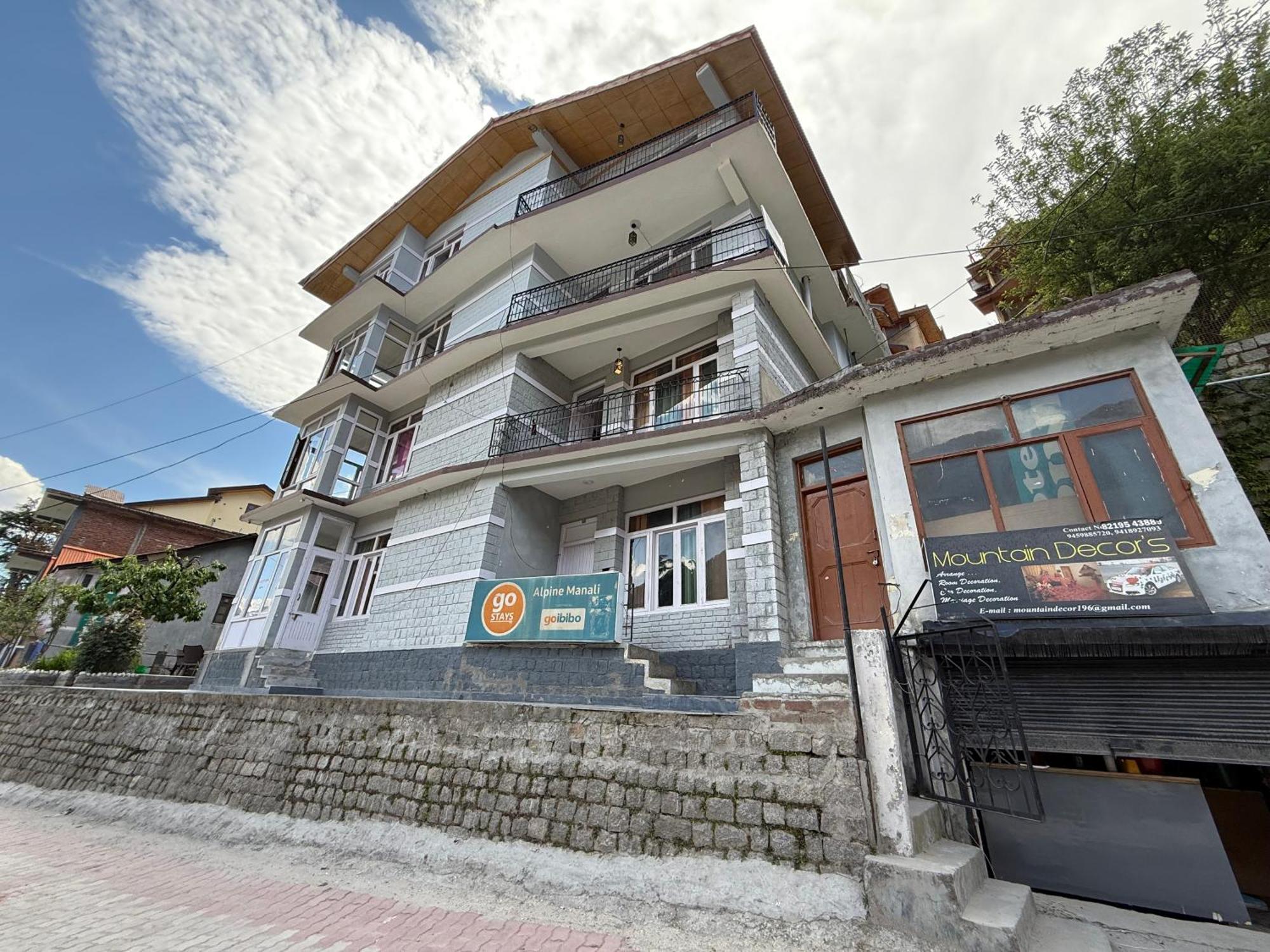 Hotel Alpine Himalayan View , By The Premium Manali (Himachal Pradesh)